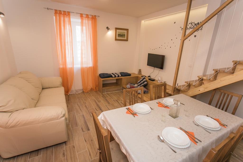 Apartments Marin Trogir Exterior photo